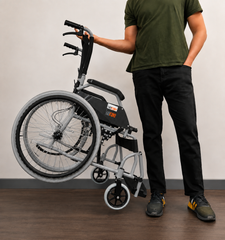 Kerae Lightweight Foldable Aluminum Wheelchair KM2111